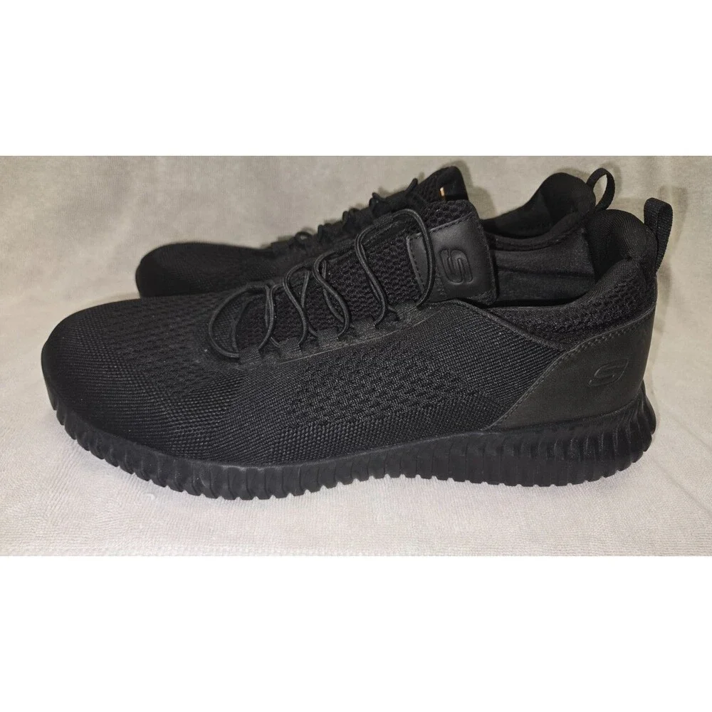 Skechers Memory Foam Men's Black No Slip Slip-On Sneakers size 11.5